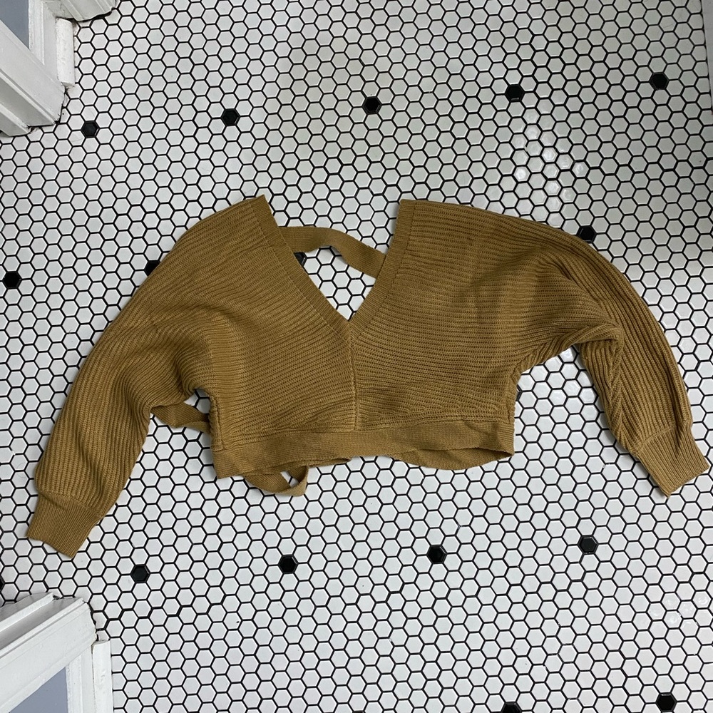 NWT zaful sweater size medium